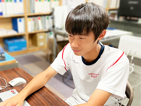 株式会社フジテクノにてインターンシップの様子